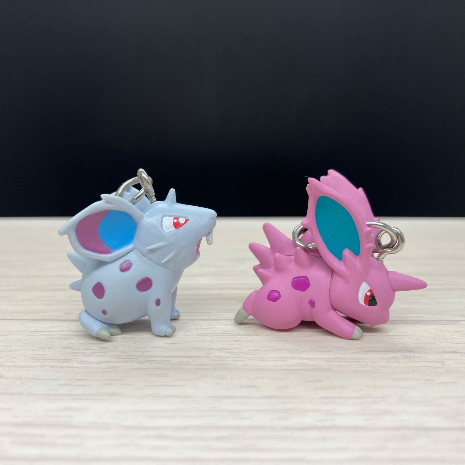 ポケモン モンコレ ニドラン メス オス！メス！フィギュアマスコット