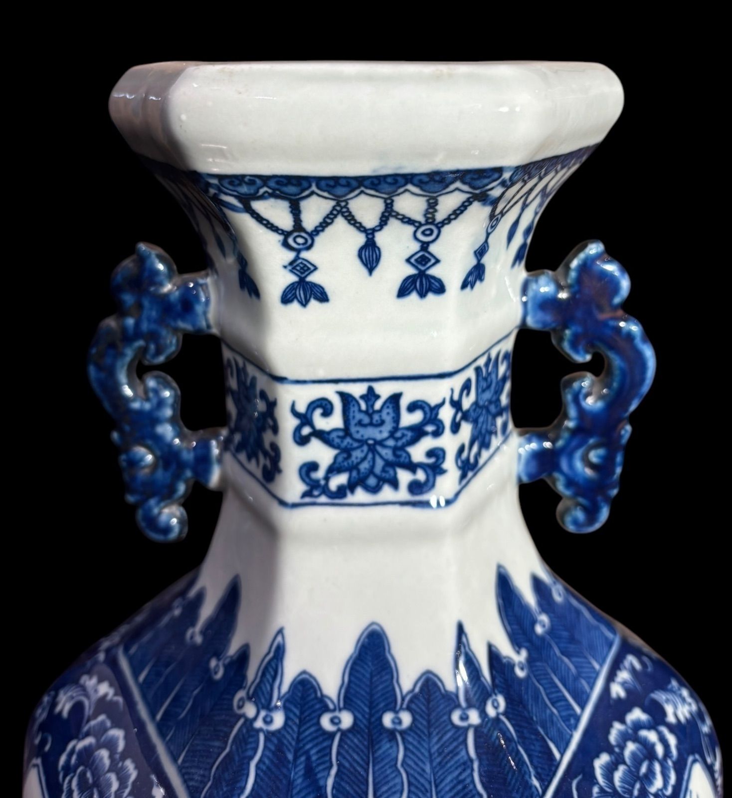 九谷作家中村翠恒 色絵三珍果壺 【釘彫り技法】 中国美しい 陶磁器