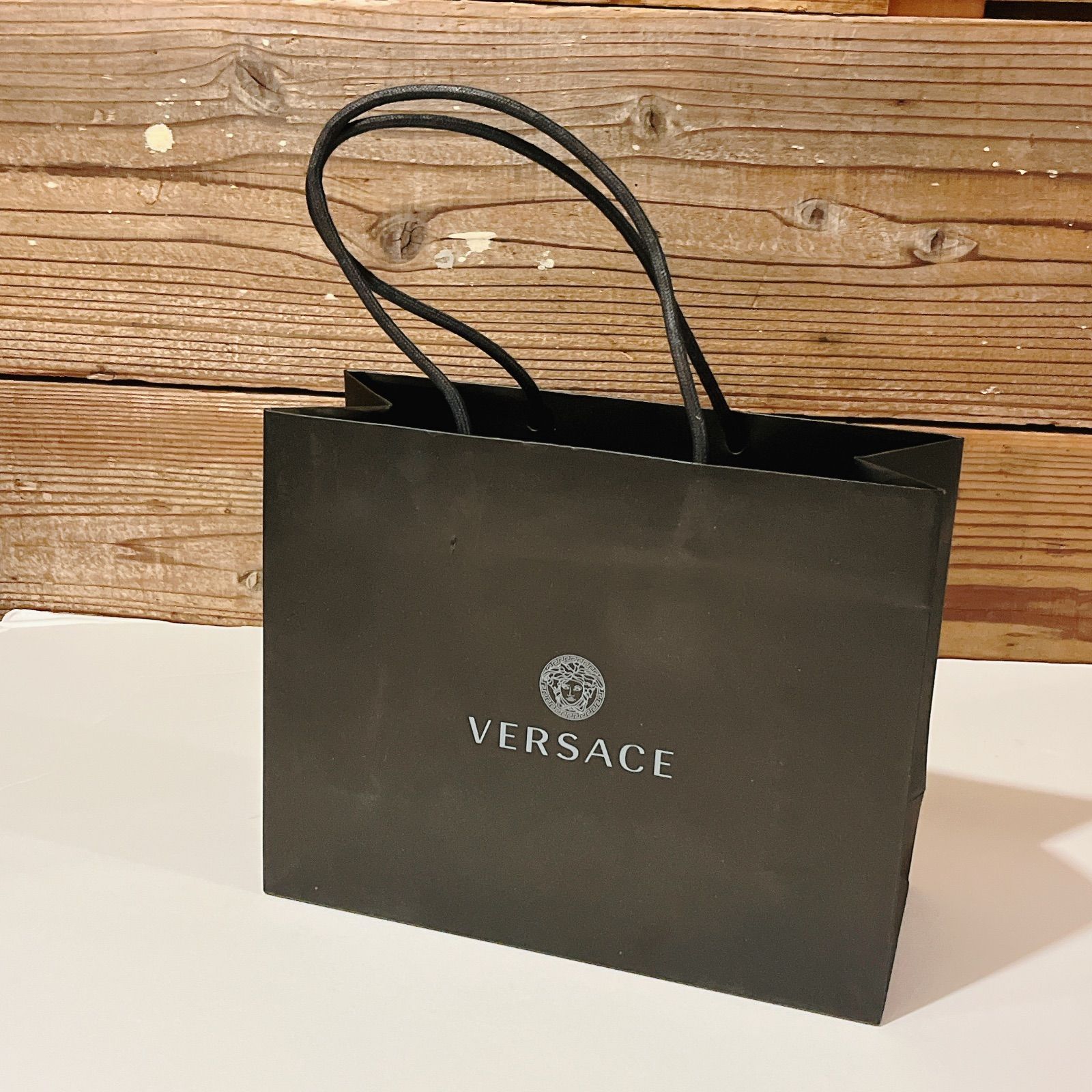 ベルサーチ VERSACE ショッパー 紙袋 中 - メルカリ