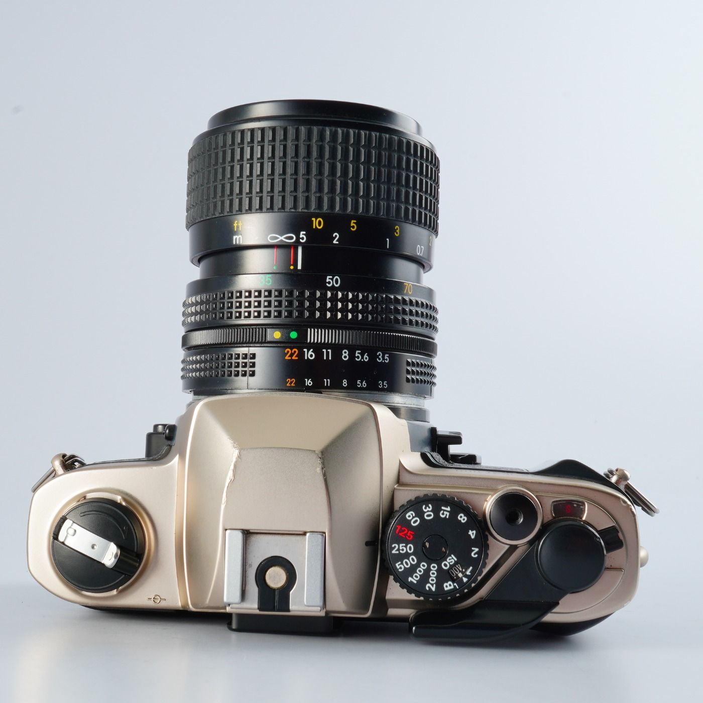 Nikon ニコン FM10 + Ai-S ZOOM Nikkor 35-70mm ベスト F/3.5-4.8 MF