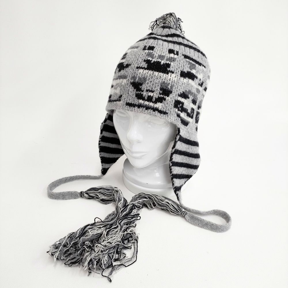 Vivienne Westwood ニット帽 耳あて付きニット帽 Amazon.co.jp
