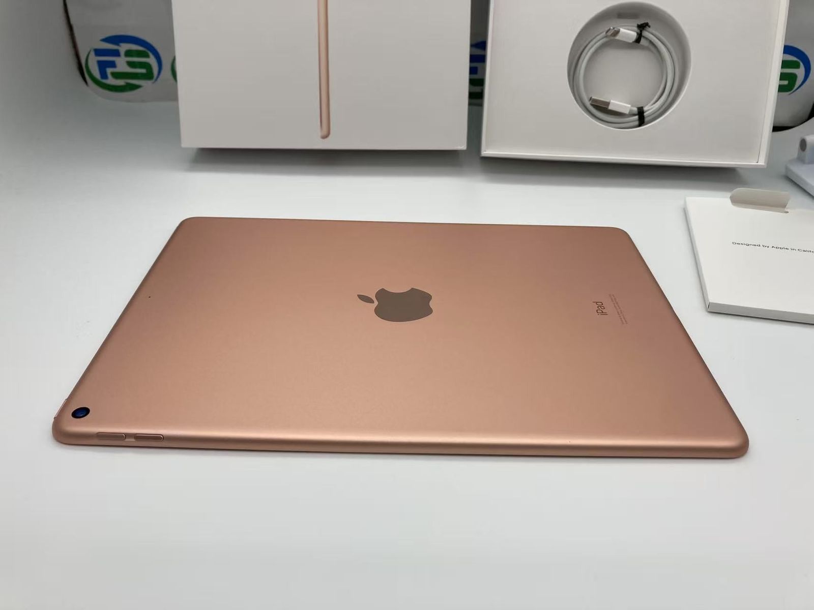 iPad Air3 第3世代 64GB Wi-Fiモデル ゴールド Amazon.com : Apple