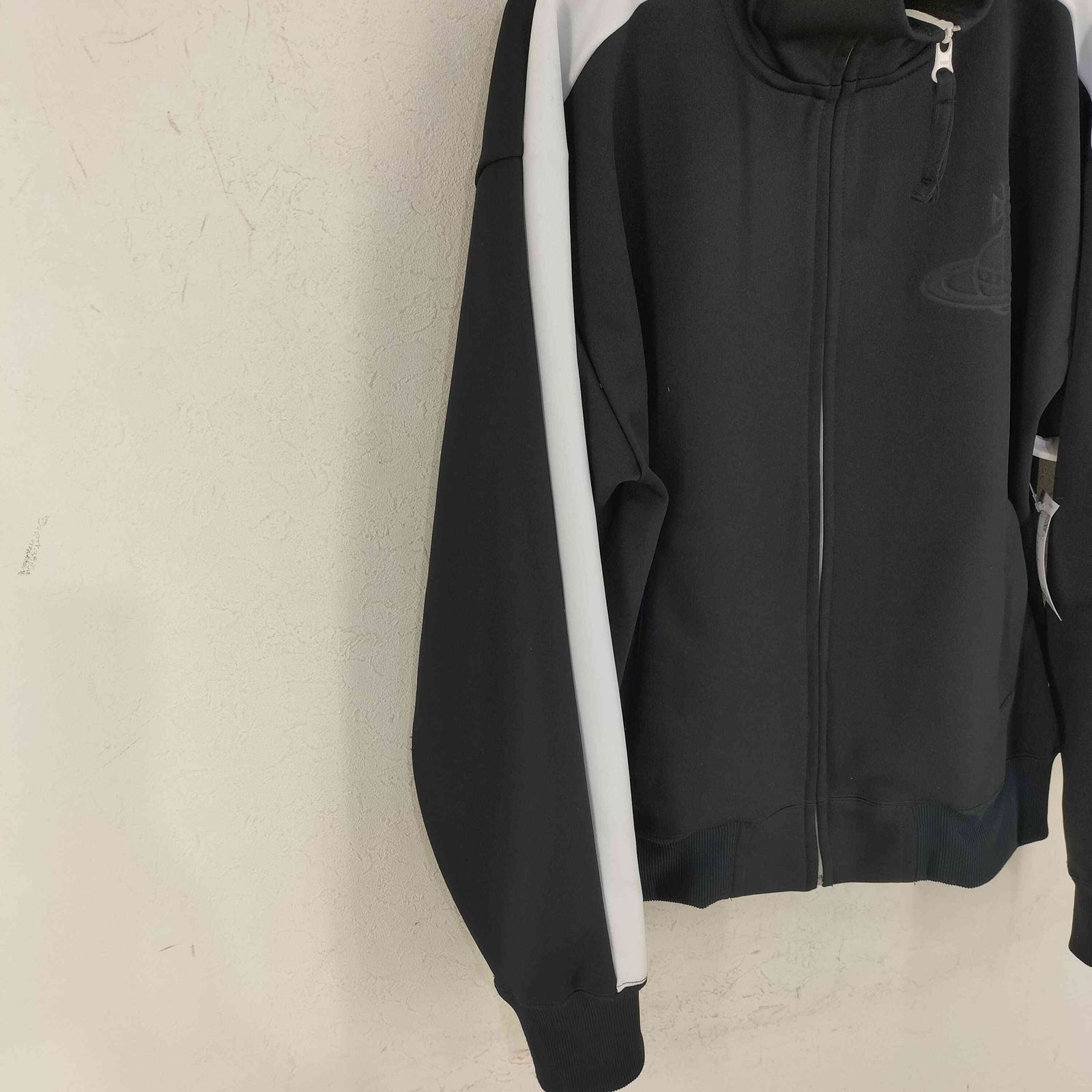 ヴィヴィアンウエストウッドマン Vivienne Westwood MAN エンボス