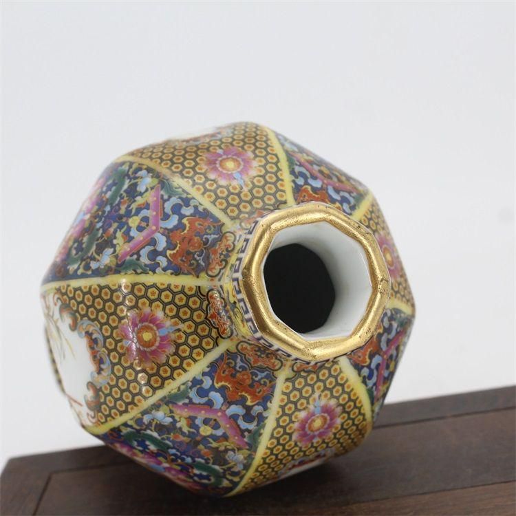 景徳鎮 陶磁器 乾隆琺瑯彩六方瓶 装飾品 現代工芸品 美術品