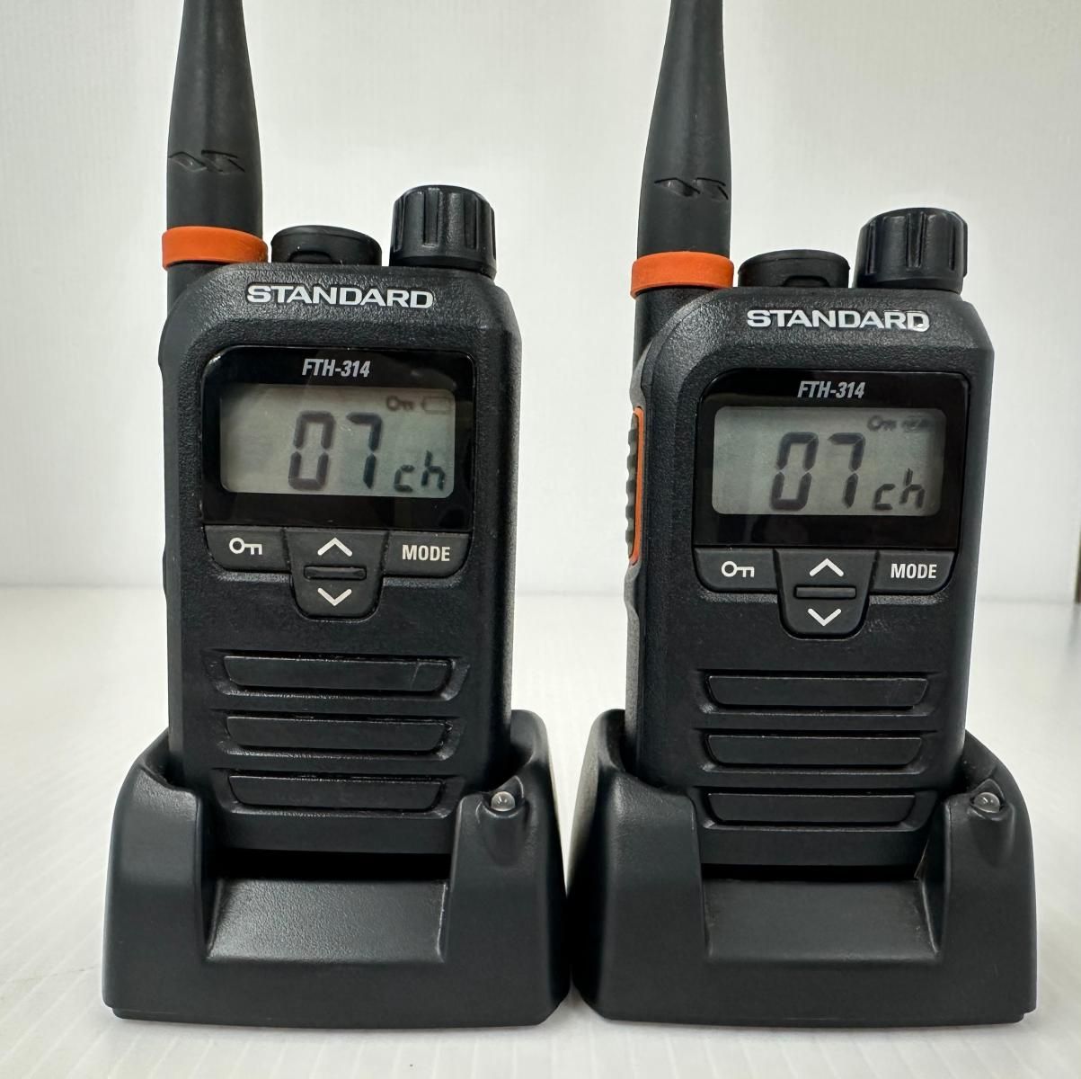 品】STANDARD スタンダード 割引 トランシーバー 2台セット FTH-314