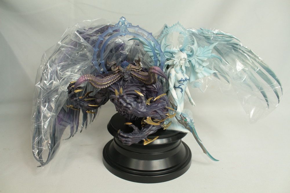 FINAL FANTASY XIVフィギュア ハイデリン＆ゾディアーク コード付 FF14