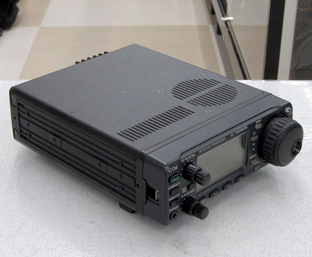 ICOM アイコム トランシーバー IC-706MKⅡG HF/50/144/433MHz
