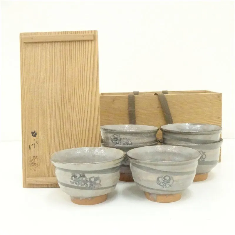 茶道具 瀬戸焼 加藤春二作 竹葉香合 共布共箱 V R5970 茶道具 瀬戸焼