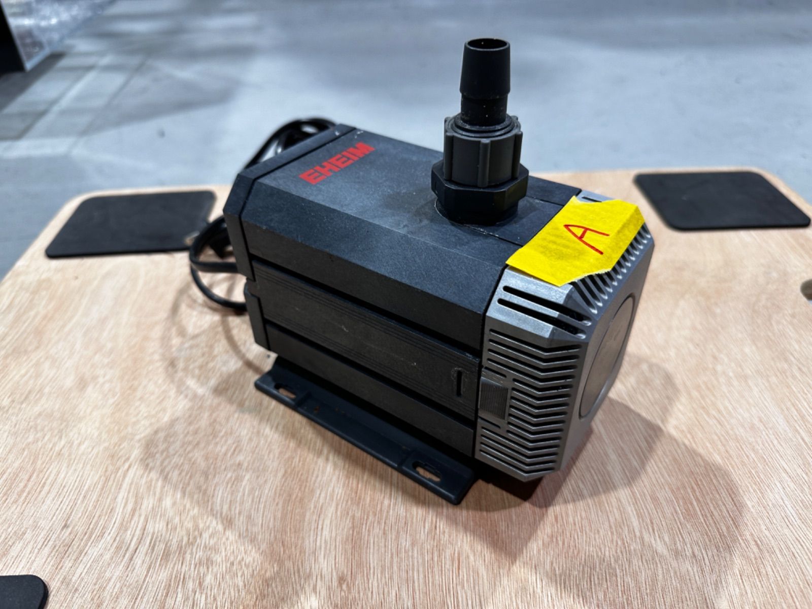 エーハイム 水陸両用ポンプ 1262 (60Hz・西日本地域用) 人気