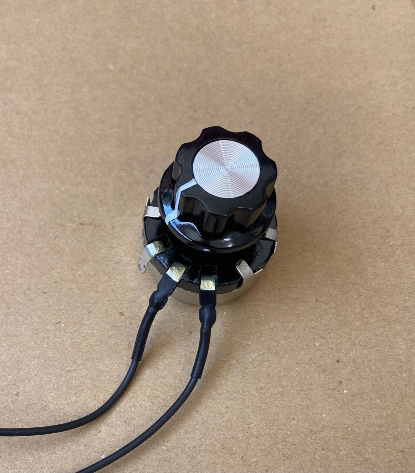 スロット用無段階ボリューム（大）70個 ウーファー対応 無段階