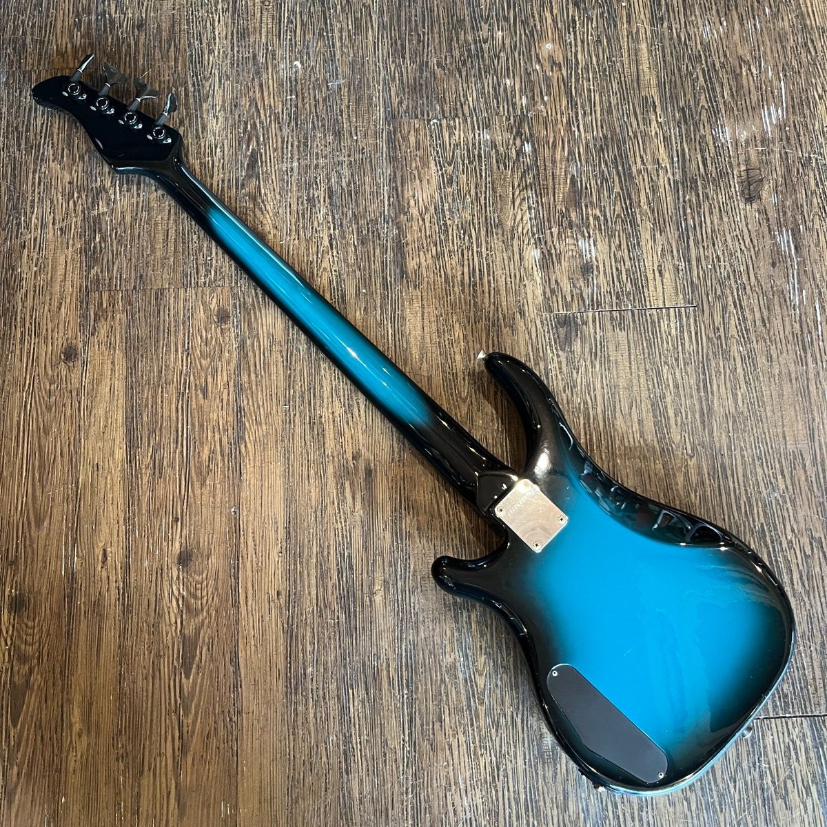 Fernandes フェルナンデス REVOLVER リボルバー エレキベース