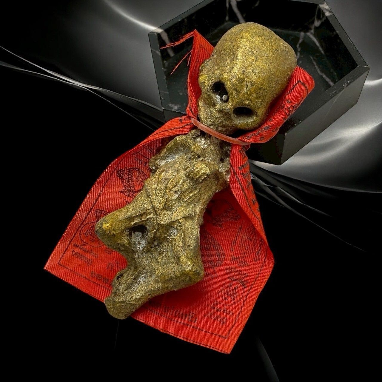 クマントーン 富を召喚する金運の招福童子 プラクルアン クマントーン