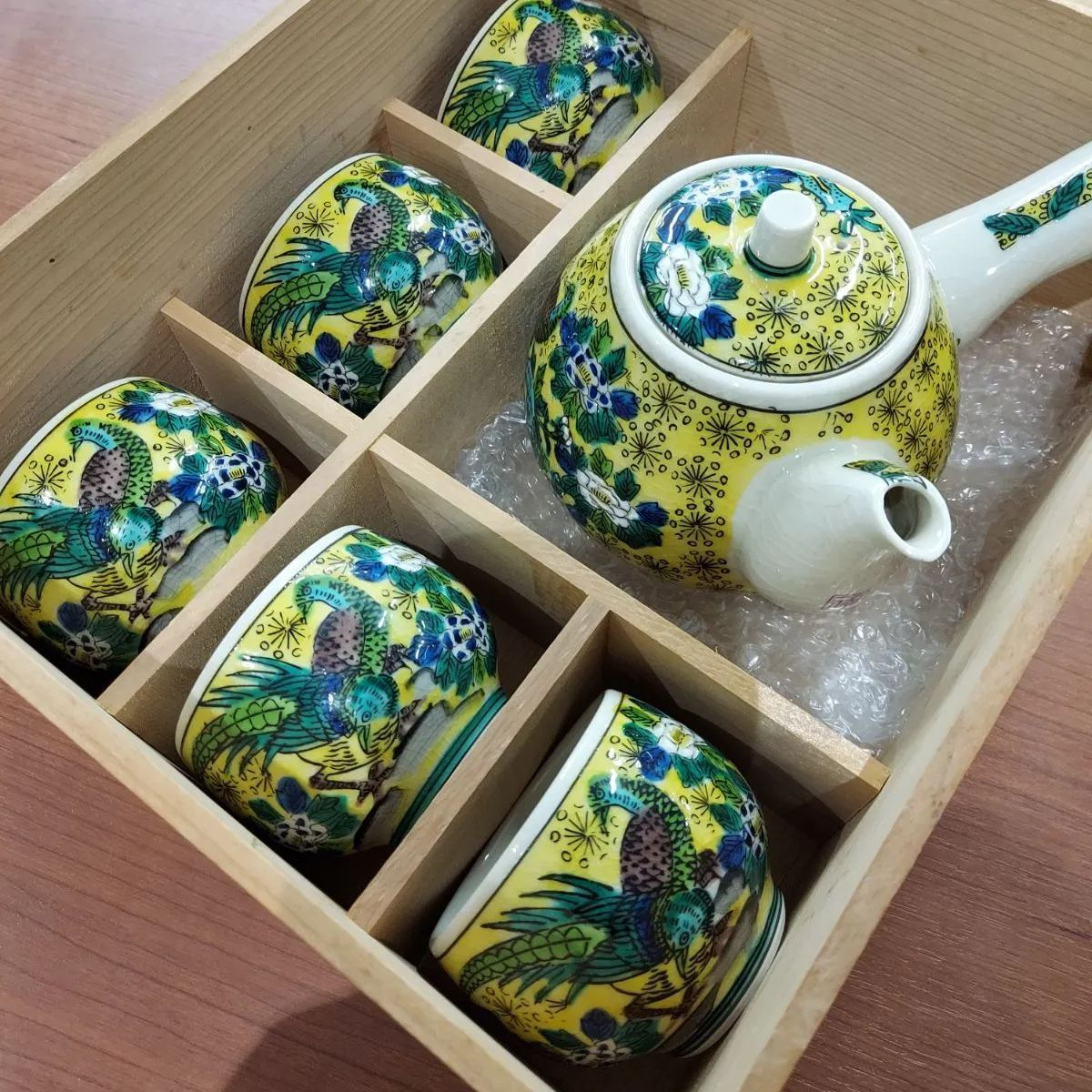 九谷焼茶器セット七点セット ☆ 九谷焼 金彩 茶器 七点セット 合わせ箱