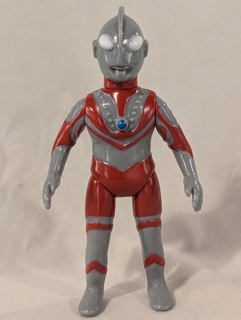 ヤモマークの大怪獣シリーズ帰って来たウルトラマン(蓄光タイプ）新品