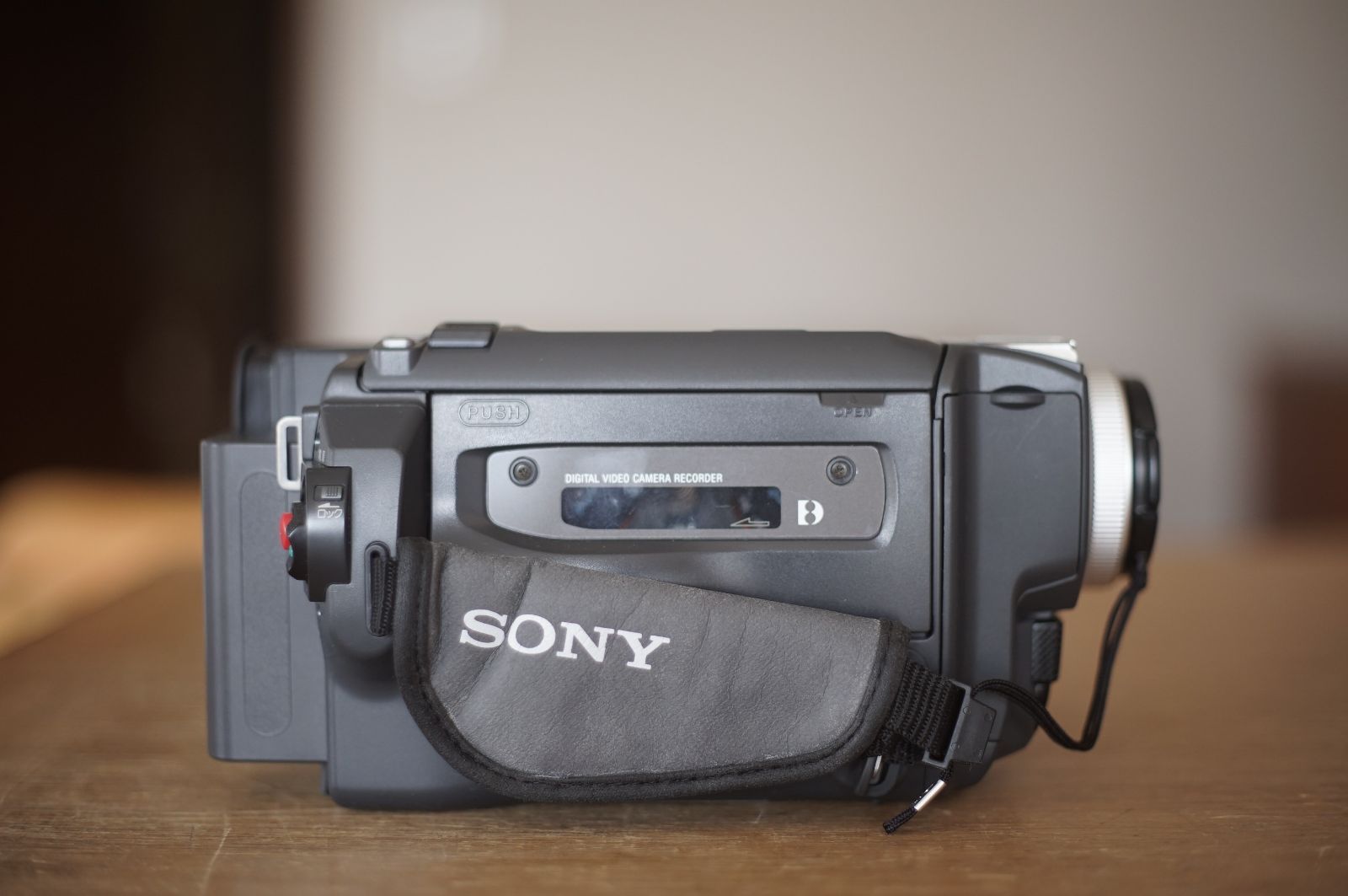 動作保証あり SONY DCR-TRV225K DIGITAL8対応 デジタル8 HI8 配送