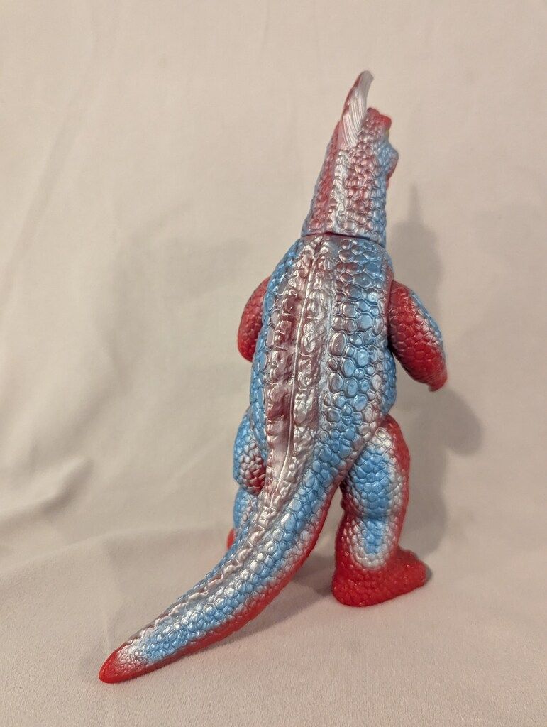 ブルマァクの怪獣シリーズ☆アーストロン Gカラー 帰ってきた