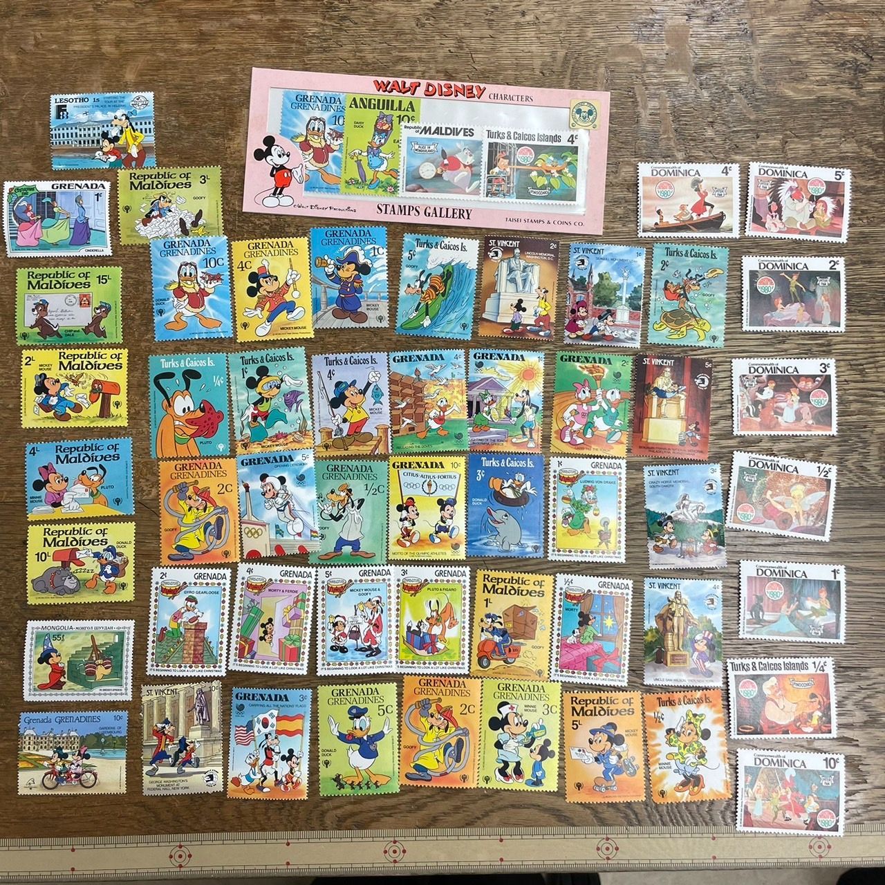 ディズニー 海外切手 レトロ アンティーク まとめて55枚】ディズニー