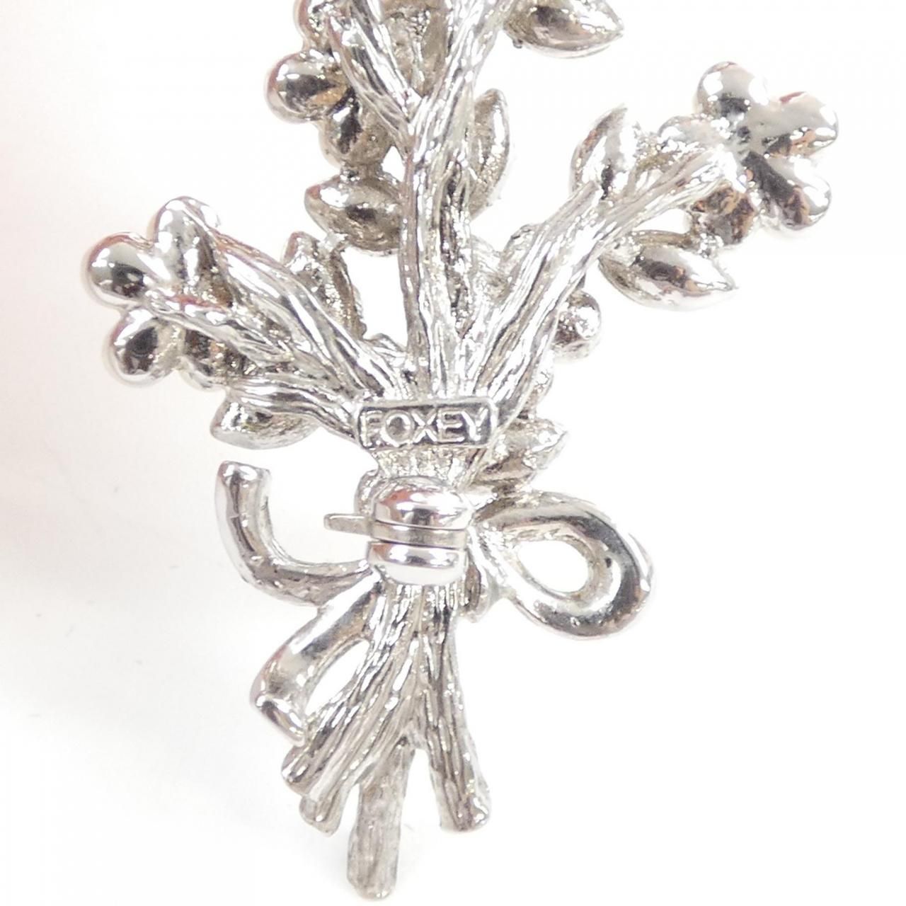 フォクシーブローチ美品 節約 美品 フォクシー FOXEY フラワー