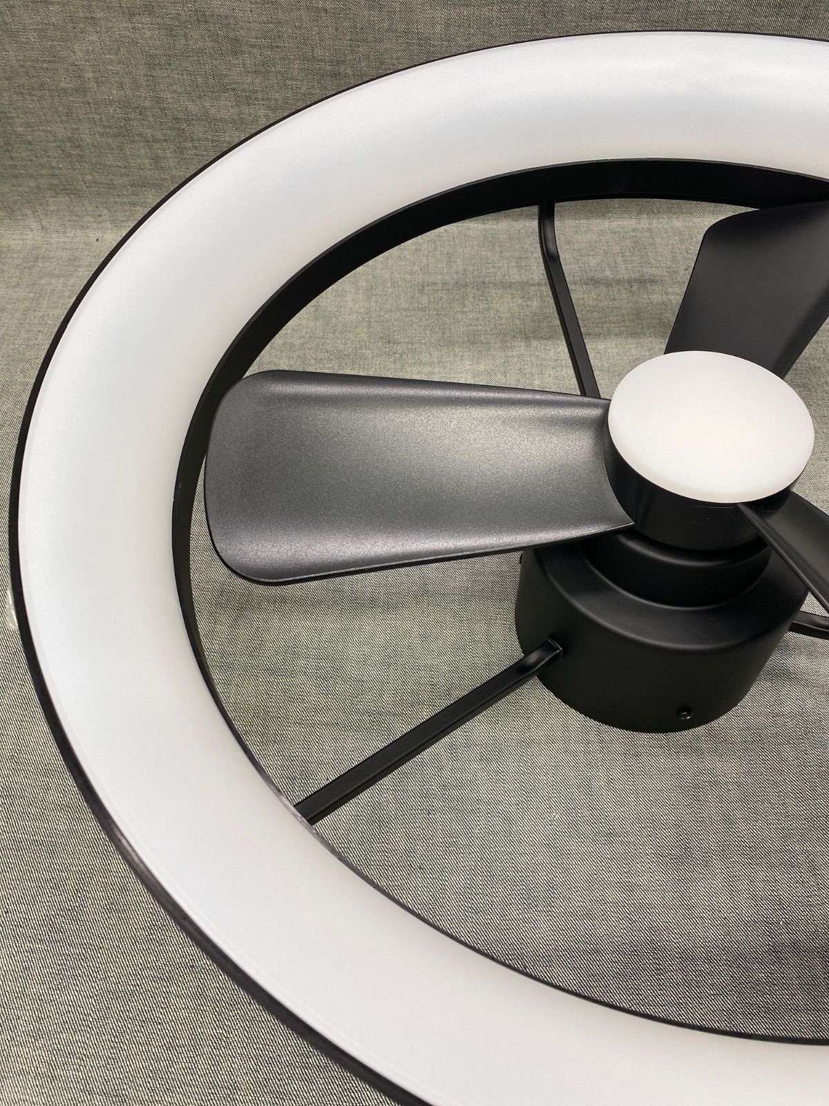 U AY25091201 ≪品≫ARTIKA ファンデリア Austin 割引 (オースティン