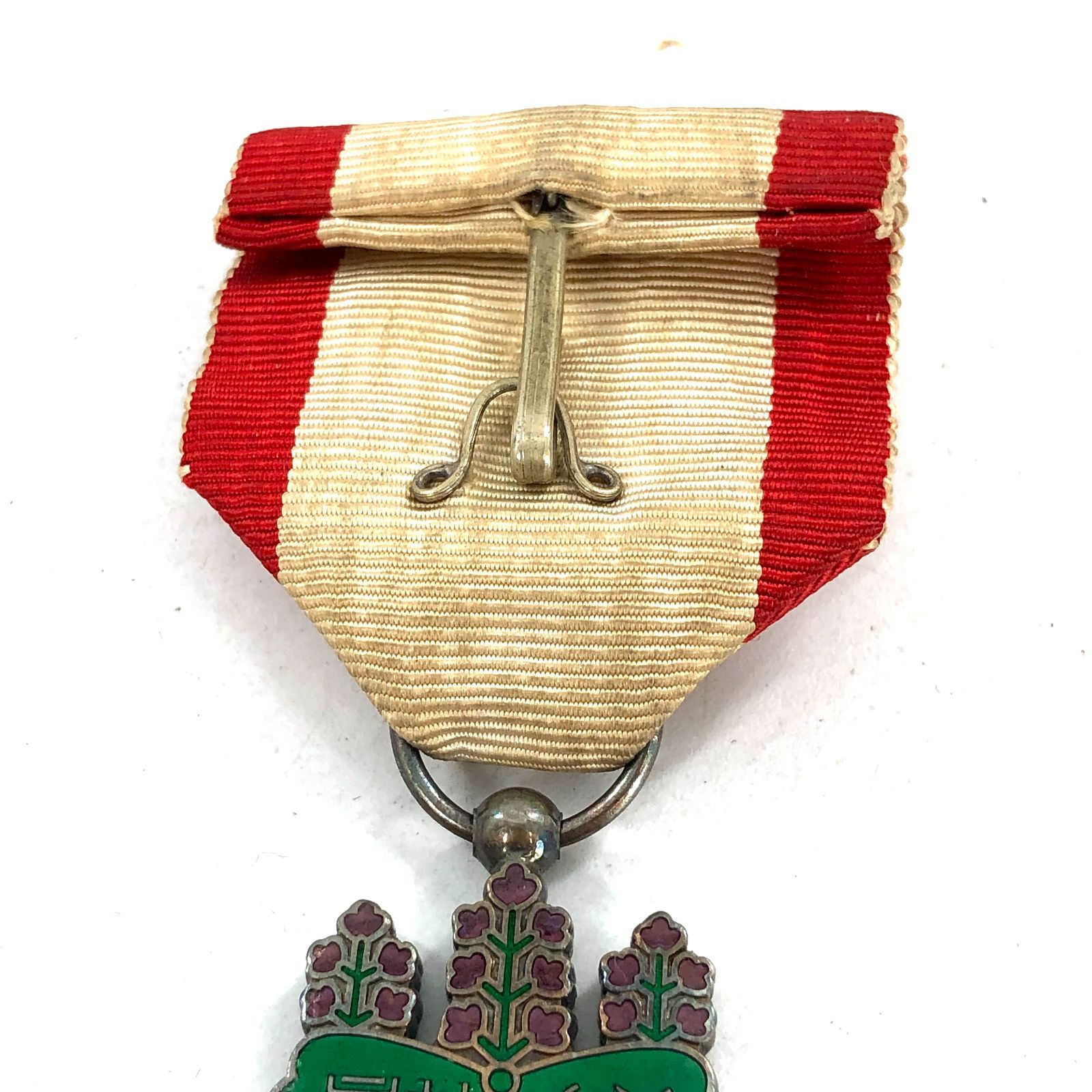 送料無料】 日本国 勲章 記章 徽章 勲四等旭日小綬章 戦後版 本体のみ