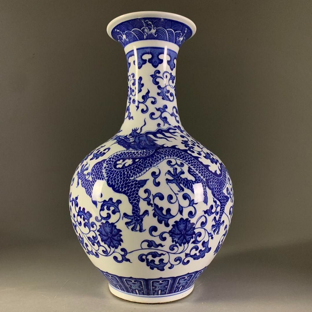 清乾隆藍底花卉図紋双象耳賞瓶 景徳鎮 陶磁器 装飾品 現代工芸品 美術