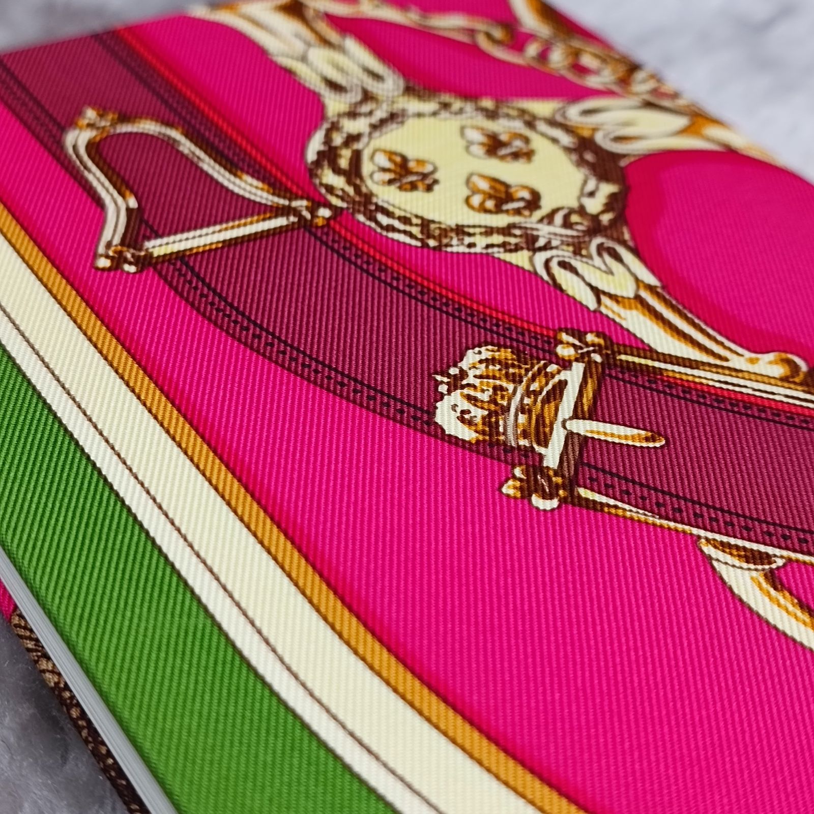 HERMES 》 ☆未使用☆ エルメス ノート カヴァルカドゥール シルク