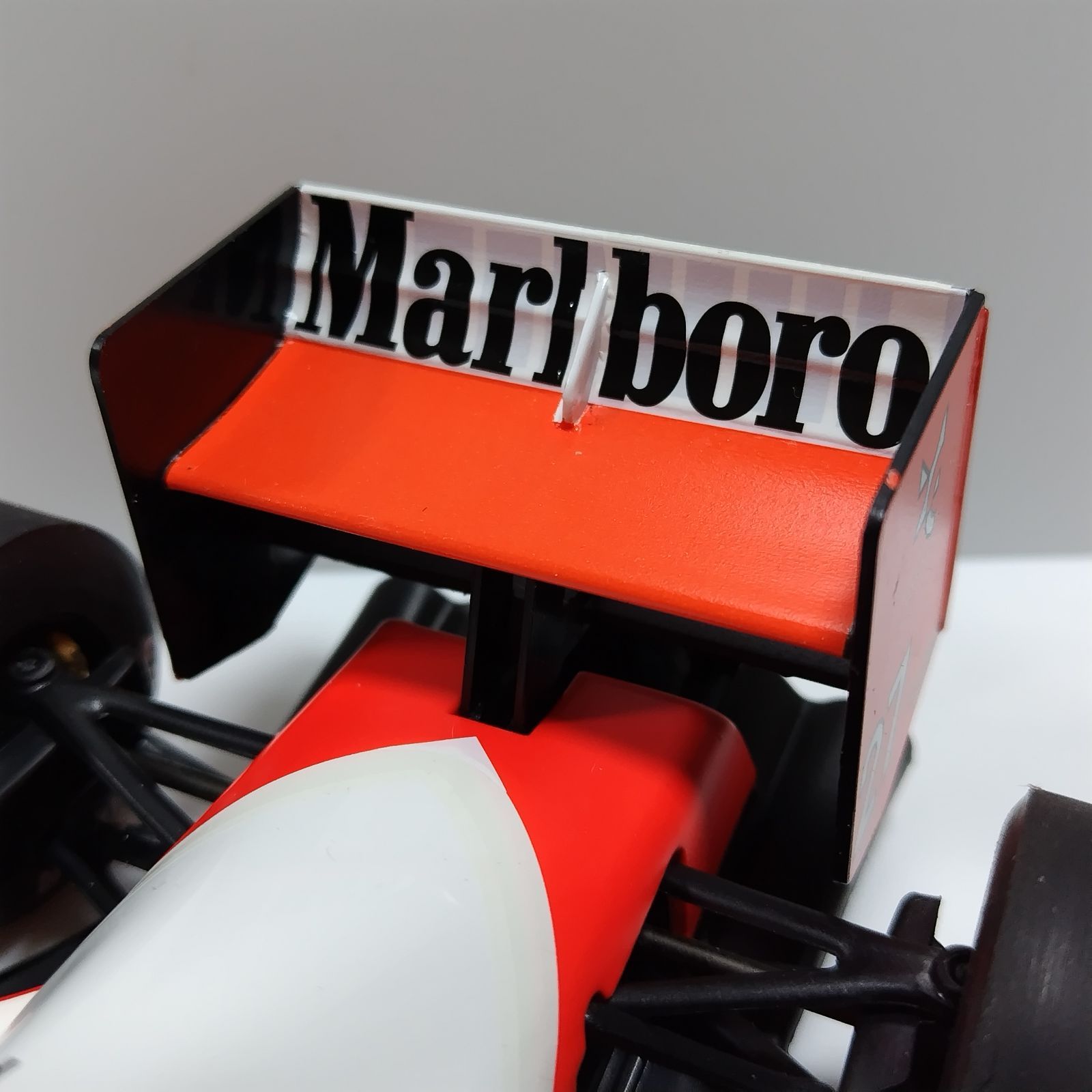 PMA 1/18 マクラーレン MP4/5B ホンダ 1990年 #27 アイルトン・セナ