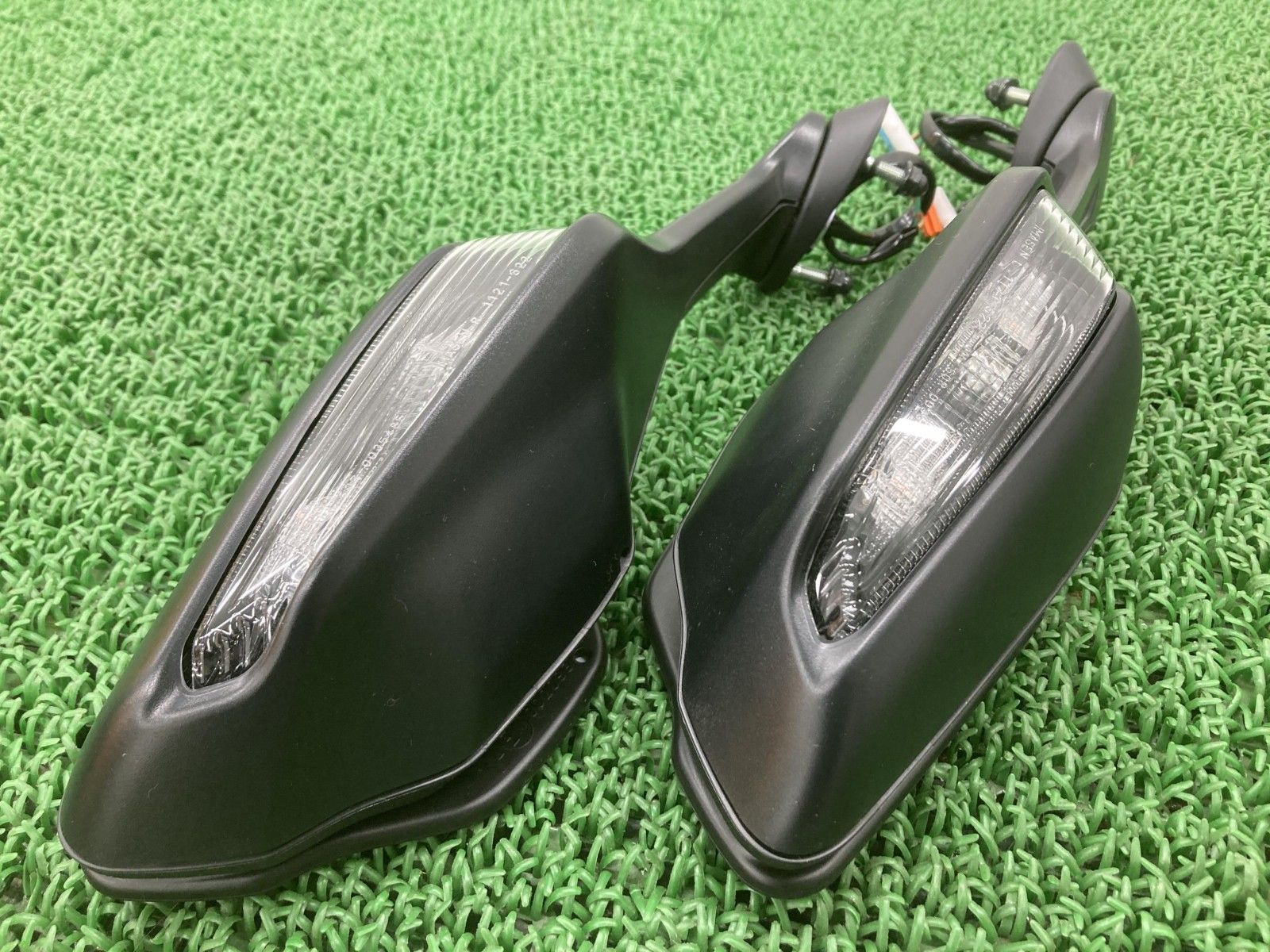 新品 CBR1000RR-R sc82 LEDウインカーミラー