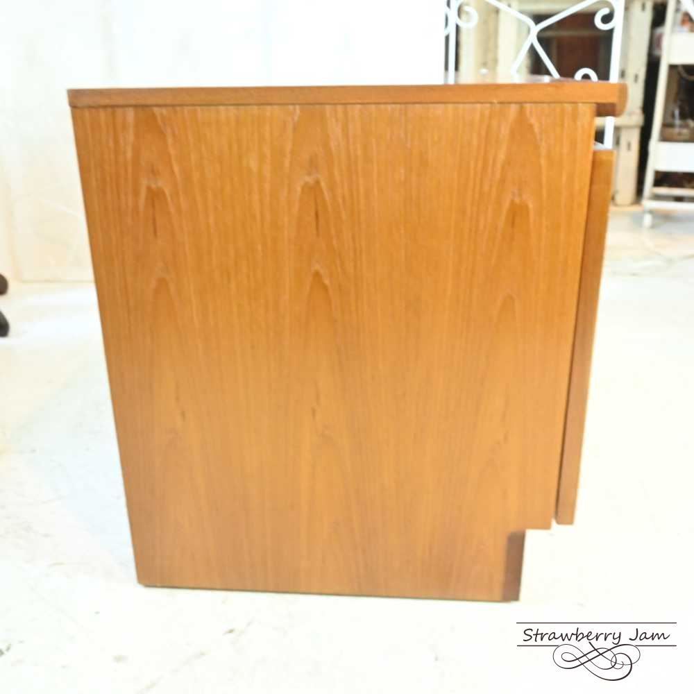 さ*ん様 【専用】L3705-302 英国ヴィンテージ Nathan サイドボー L3705