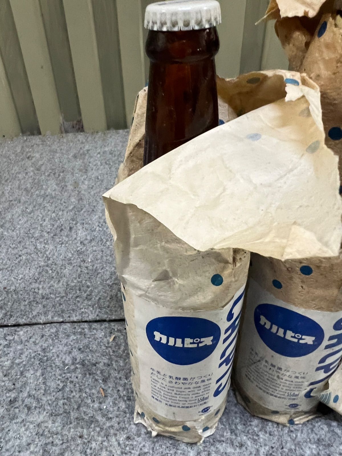 ⭐︎ 昭和 レトロ カルピス 6本 2種 未開封 原液 古瓶 まとめ - メルカリ