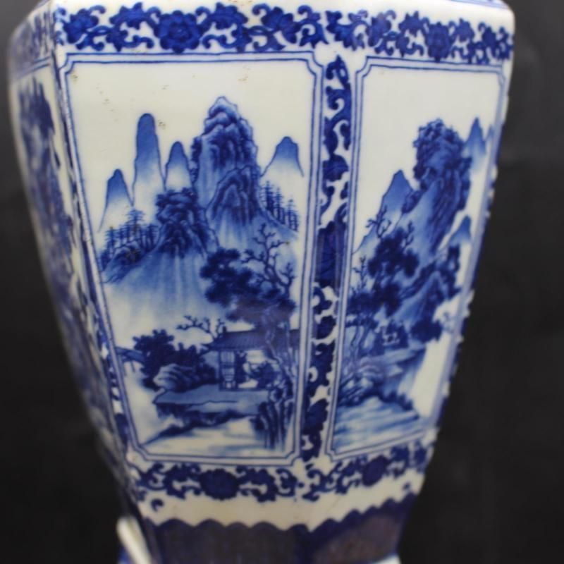 乾隆青花四方花鳥瓶 景徳鎮 陶磁器 装飾品 現代工芸品美術品