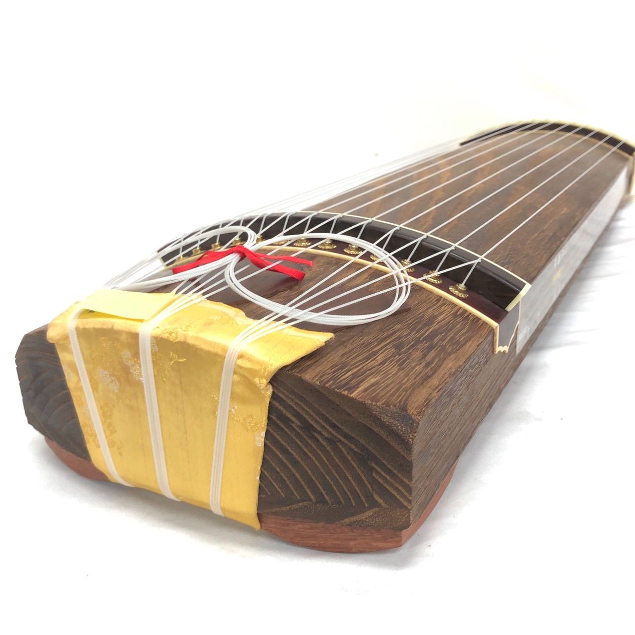 伝統的な筝 13弦 爪付き 伝統的な筝 13弦 爪付き