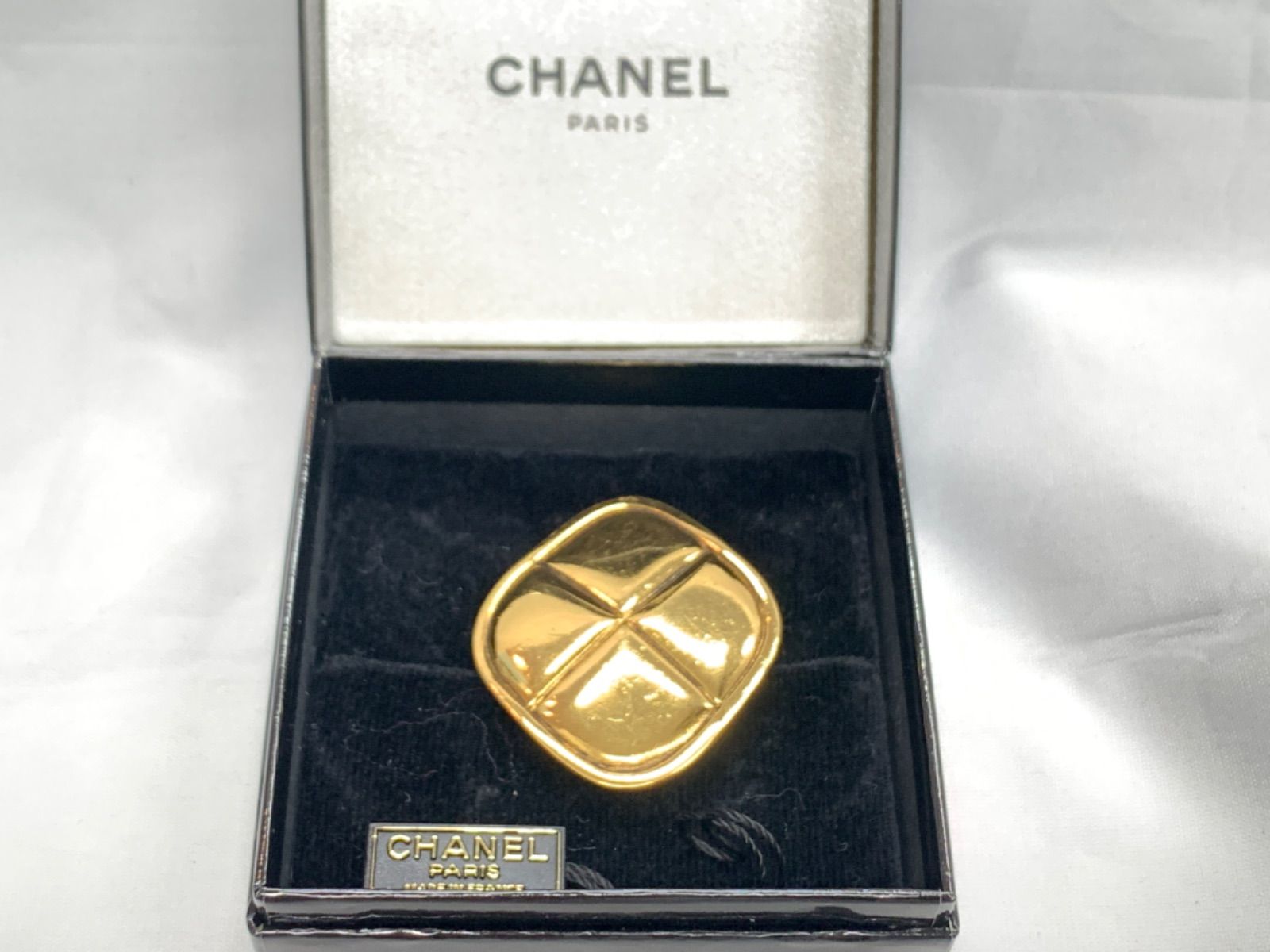 ♪CHANEL シャネル ヴィンテージブローチ ひし形 ゴールド 箱あり