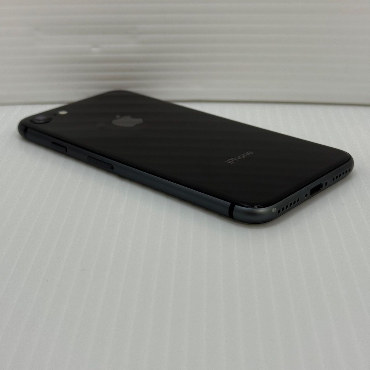 ☆SIMロック解除済☆iPhone8 販売 スペースグレー64GB（MQ782J/A