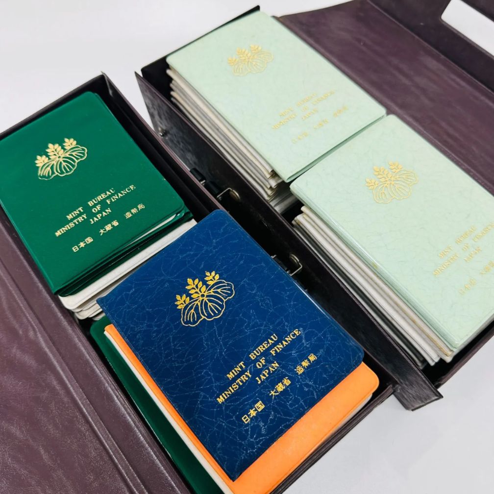 A【コレクション】ミントセット 貨幣セット 昭和50年 昭和58年 1975