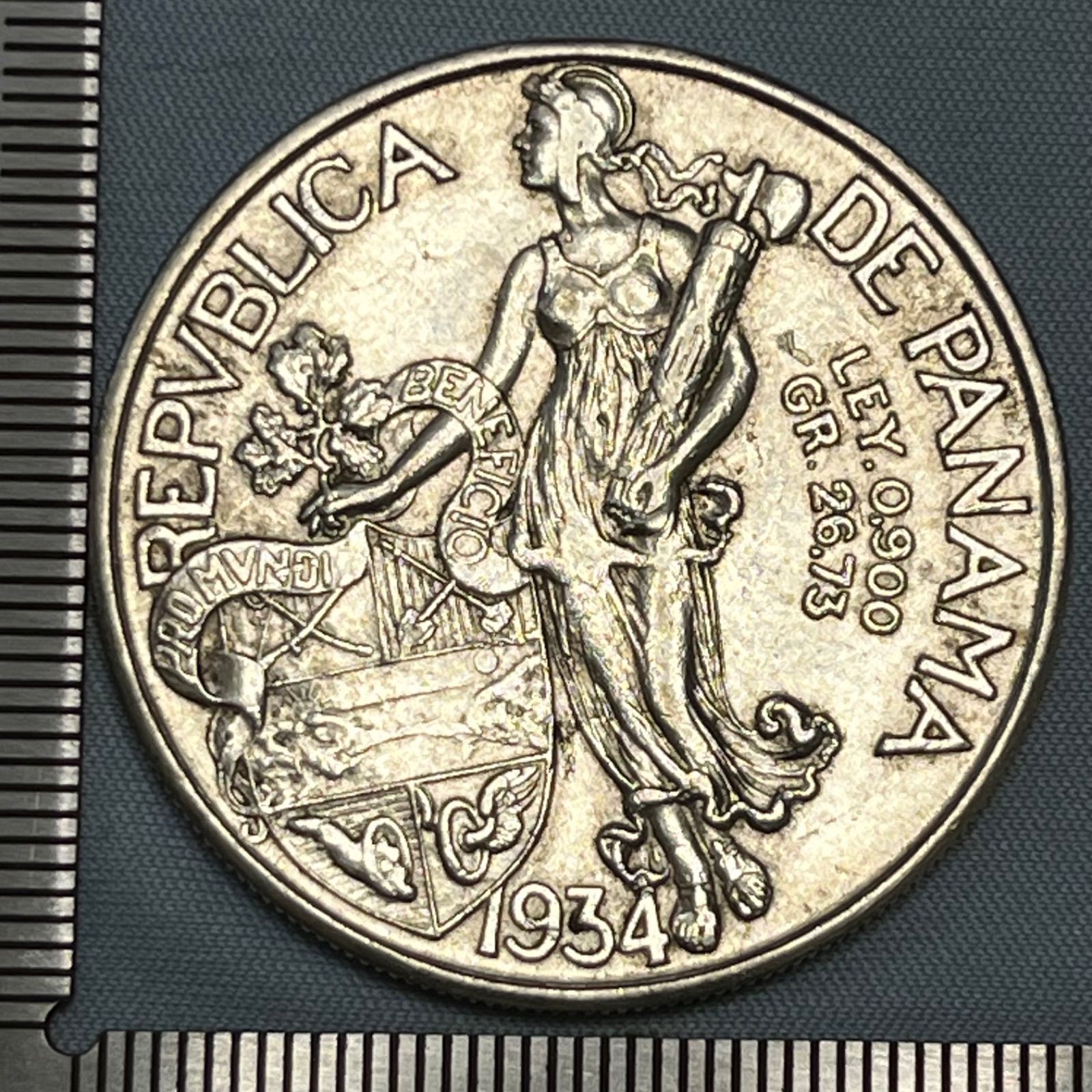 銀貨】1934年 パナマ 1バルボア／自由の女神と征服者の肖像