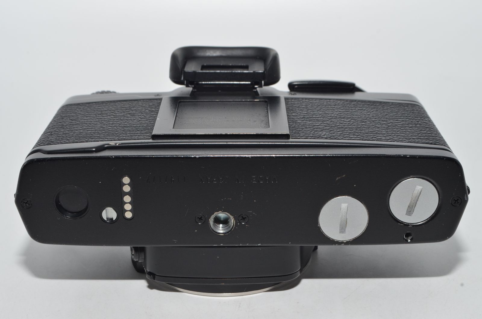 超美品 NIKON FE ブラック フィルムカメラ モルト新品交換済 H124 超美