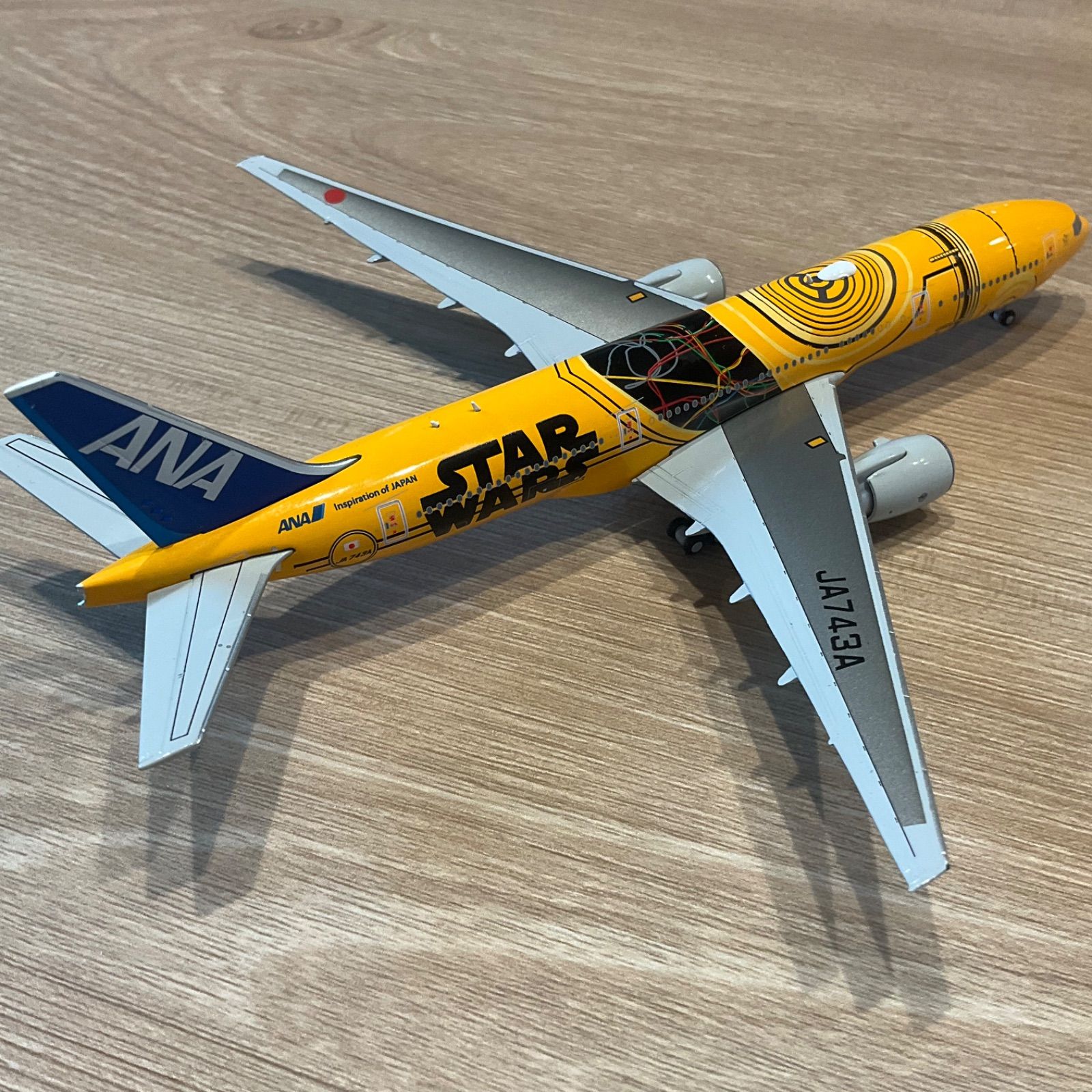 全日空商事 1/200 ANA B777-200ER 1/200 B777-200 ANA スター