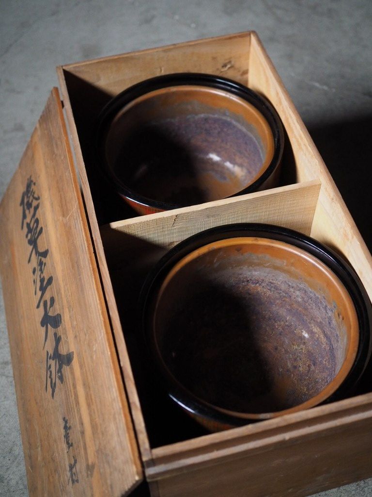 ヨ*ロ様 昭和家具 火鉢 木製 砂入り 17 ヨ*ロ様 昭和家具 火鉢 木製 砂