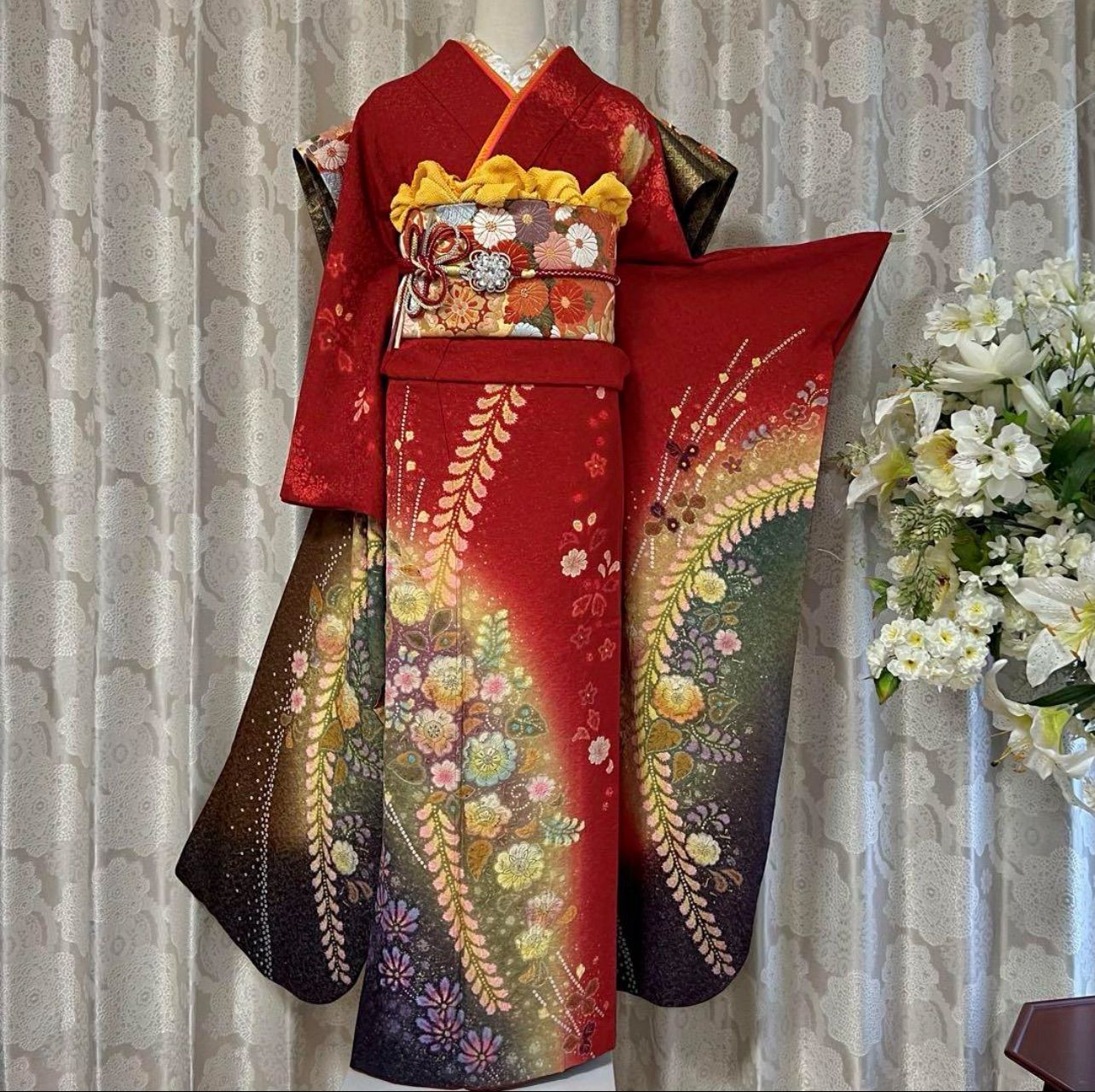 振袖 フルセット 金通し 辻が花 豪華 濃赤 可愛い 絞り m5 振袖 フル