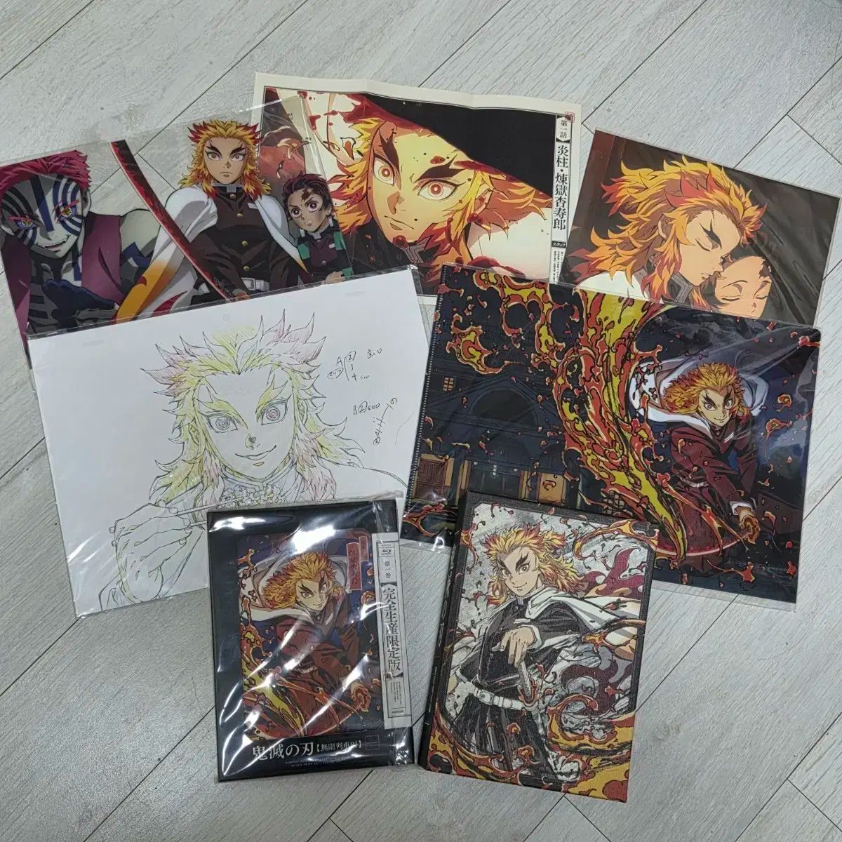 注文 鬼滅の刃 劇場版 鬼滅の刃 無限列車編 ブルーレイ Blu-ray 煉獄