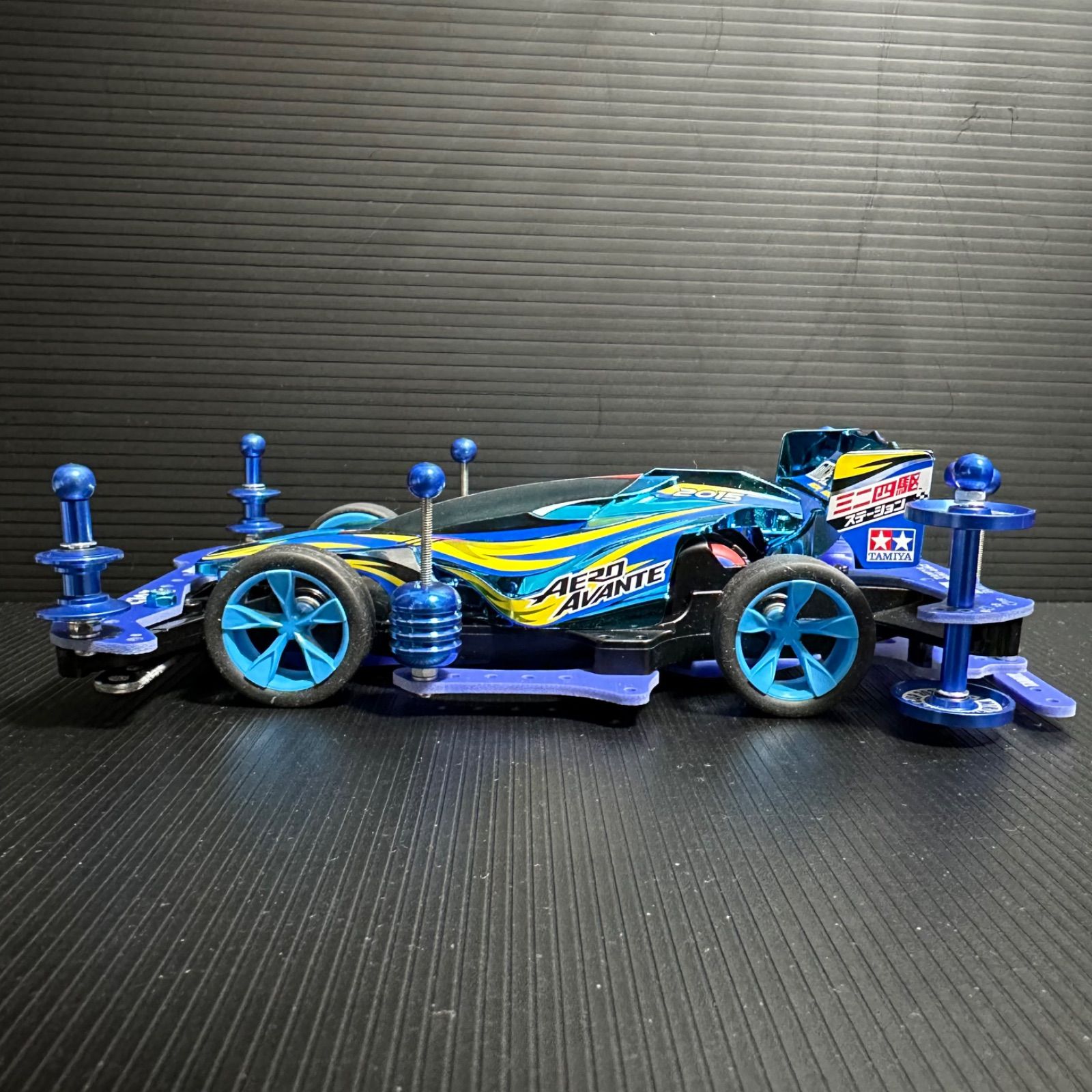 タミヤ アバンテ ブルーメタリックボディ(超希少) タミヤ ミニ四駆特別