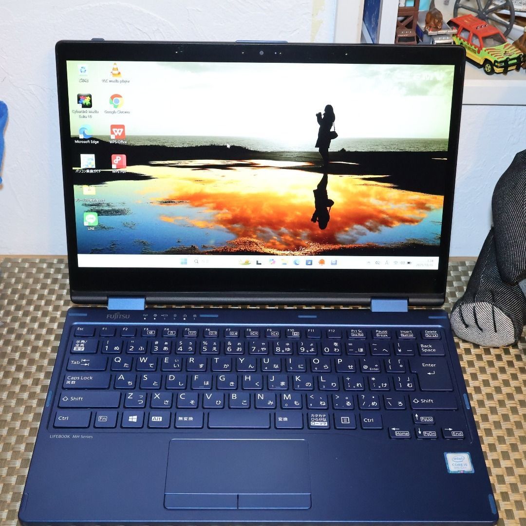 美品！Win11公式対応10世代i3/メ12/SSD480/カメラ/無線/タッチ Amazon