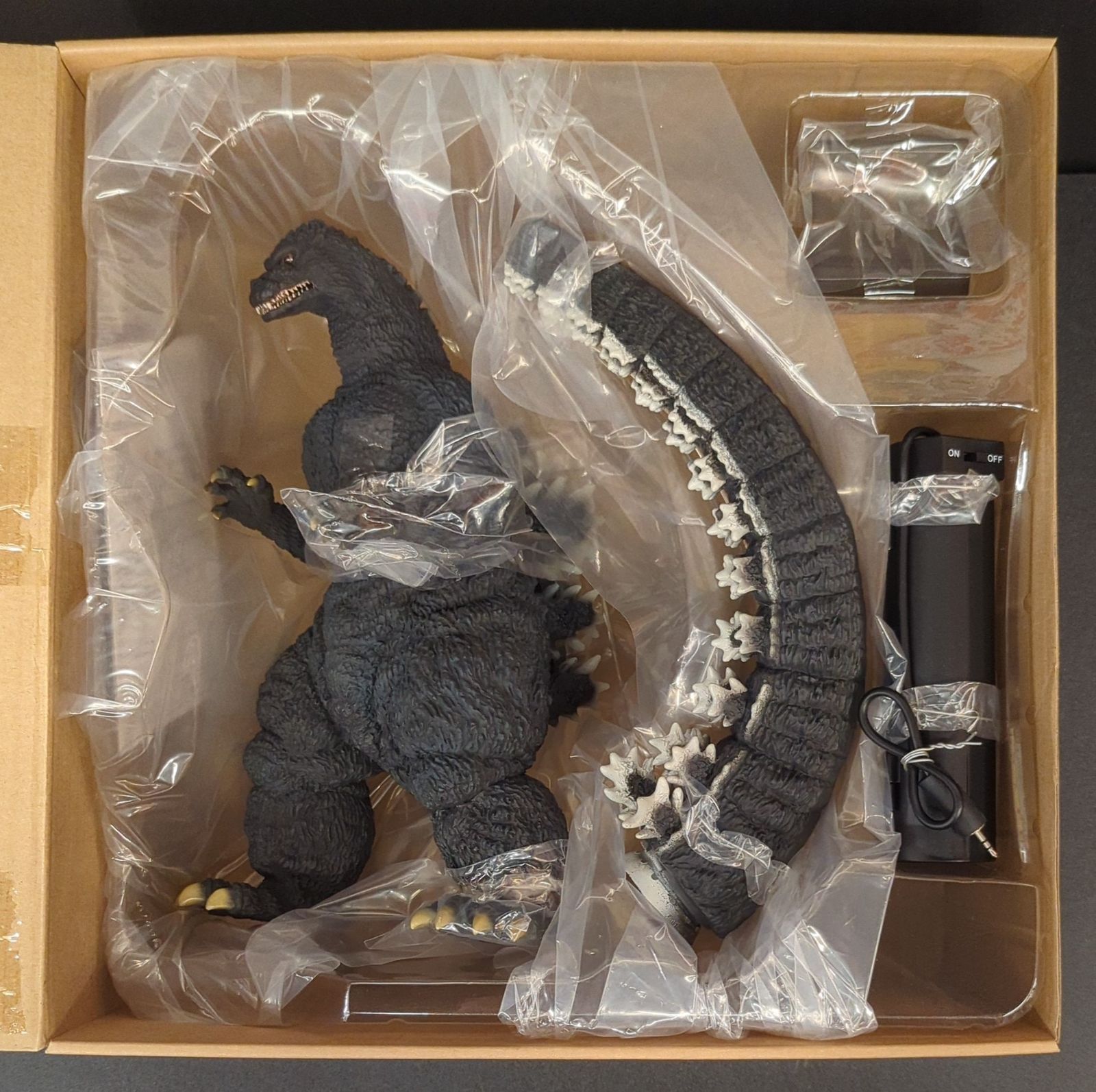 酒井ゆうじ ゴジラ 1991 網走激闘！ゴジラ・ストア限定 DVD付 酒井