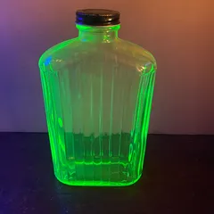 ☆P0101☆アンティーク ウランガラス エナメル花絵 蓋付き瓶 ☆P0101