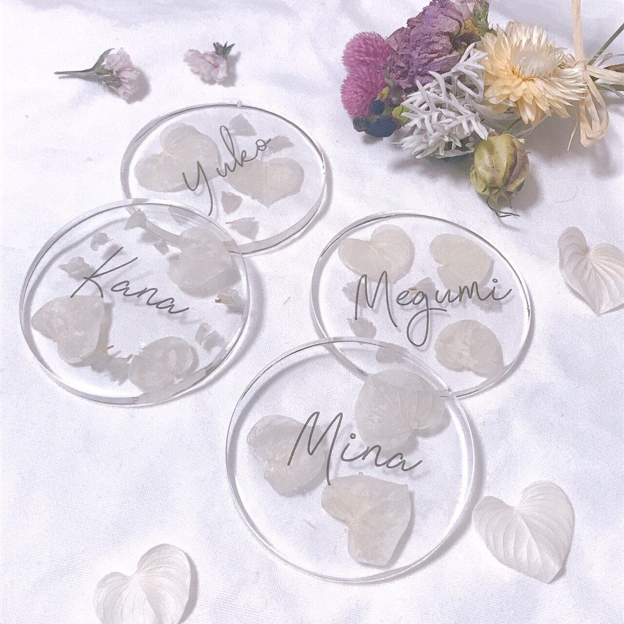 今1番かわいい席札【レジン席札】｜Mana