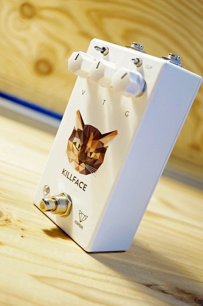 KLONEをトランスペアレントにして、さらにベース用に！？Foxpedal