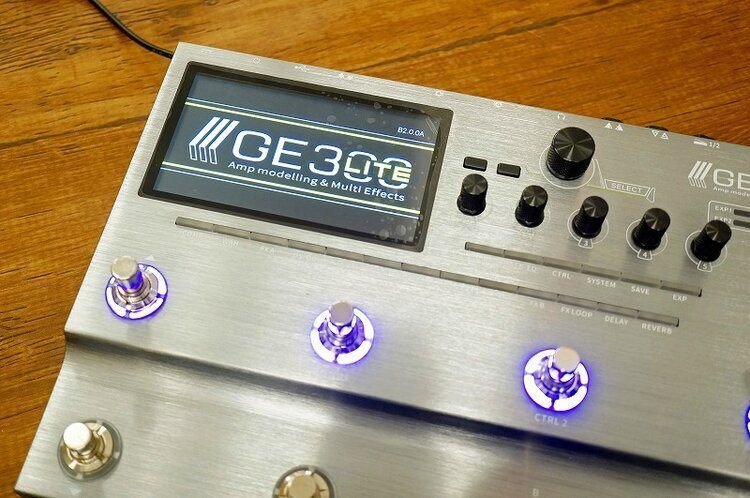坂本夏樹さんがMooer GE300 LITEをチェック！高い操作性とサウンドが