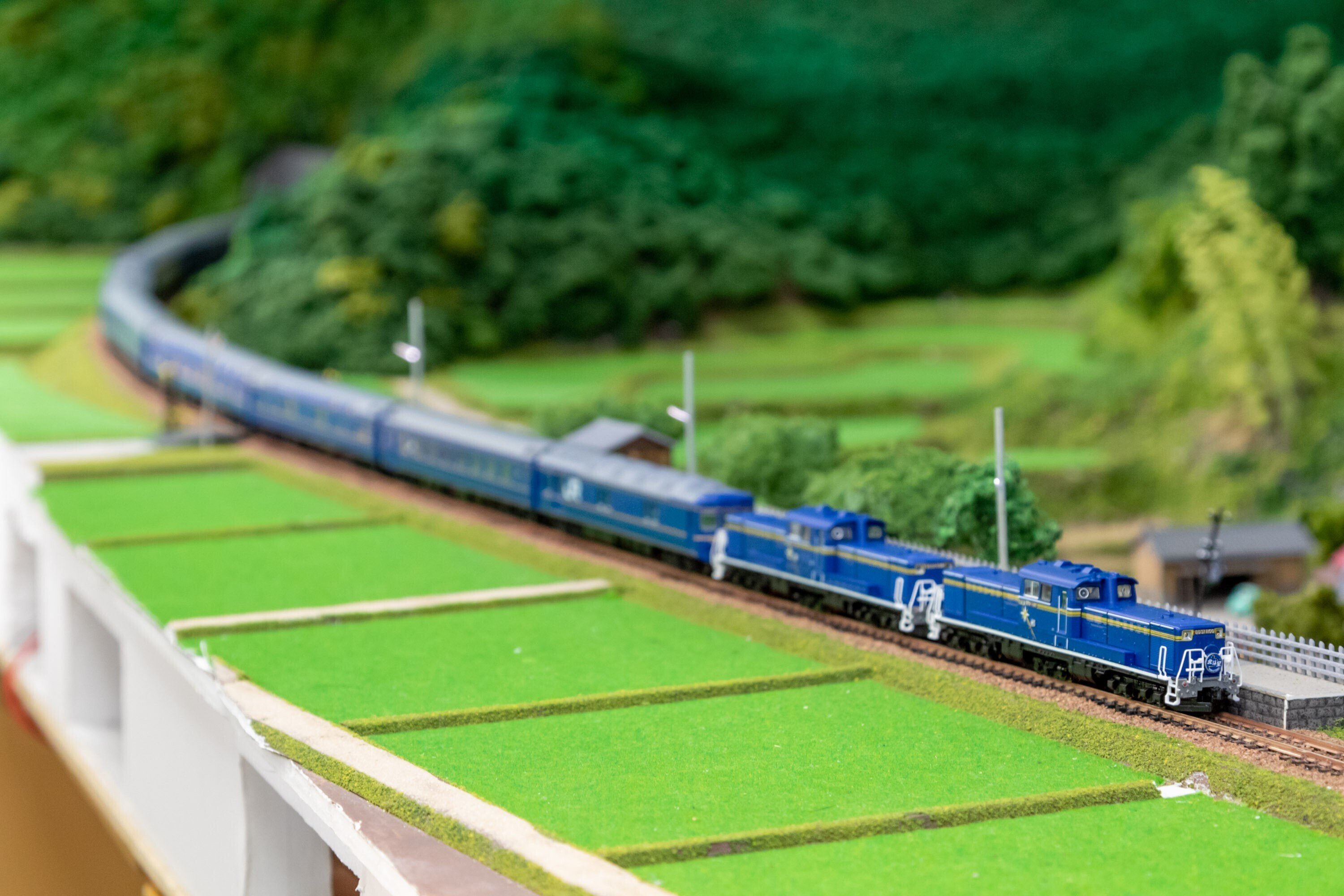 TOMIX 98676/98677 北斗星1・2号 基本/増結 セット JR 24系25形特急