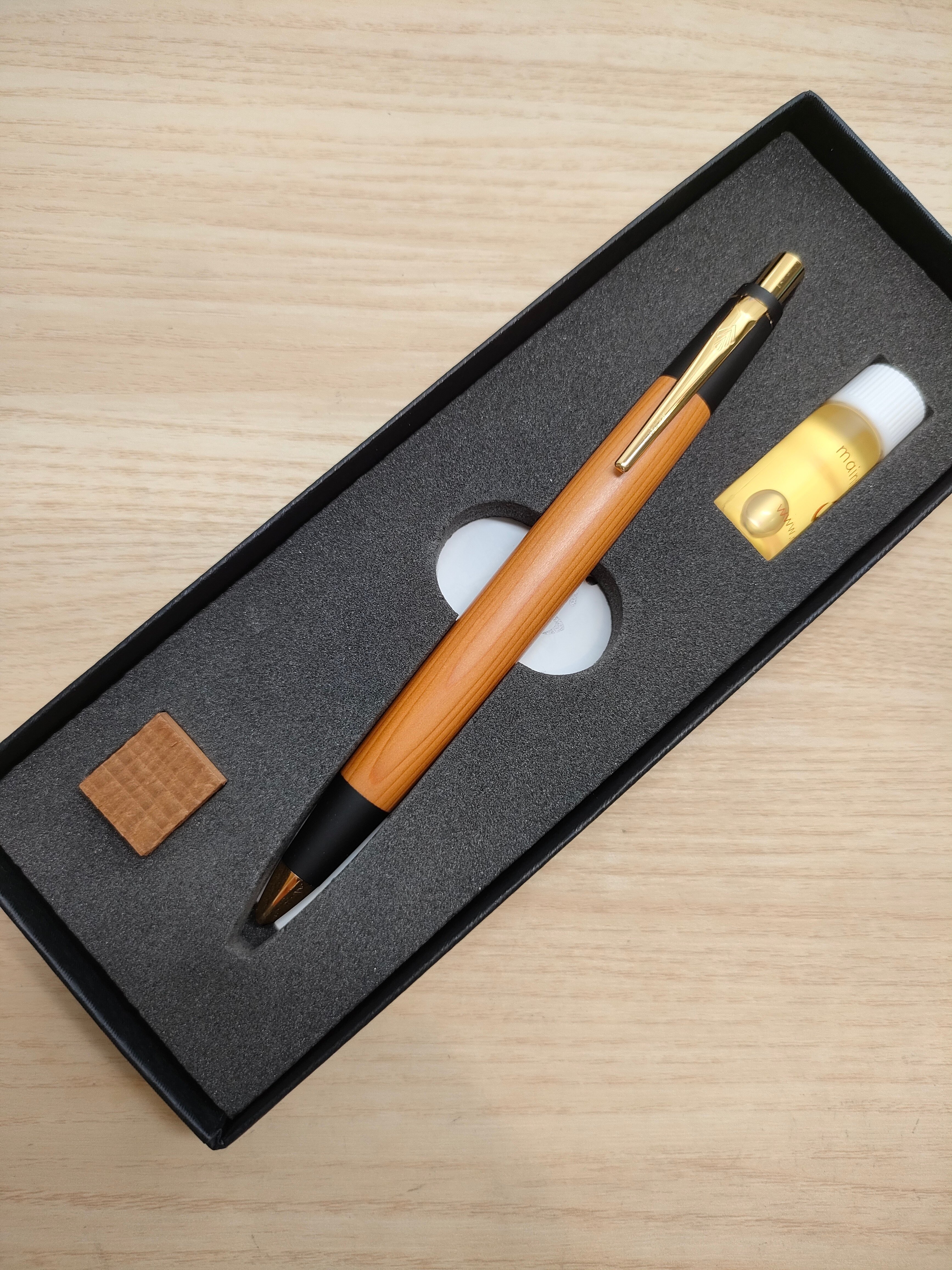 野原工芸 購入品ギャラリー｜馬に水を飲ませる